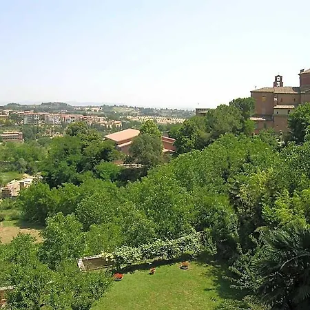 فندق مبيت وإفطار La Dimora Dei Monaci سيينا