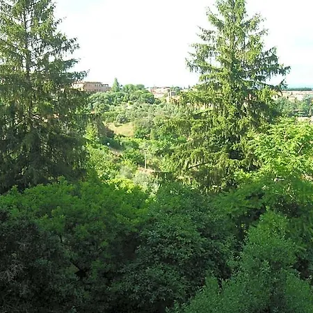 La Dimora Dei Monaci سيينا
